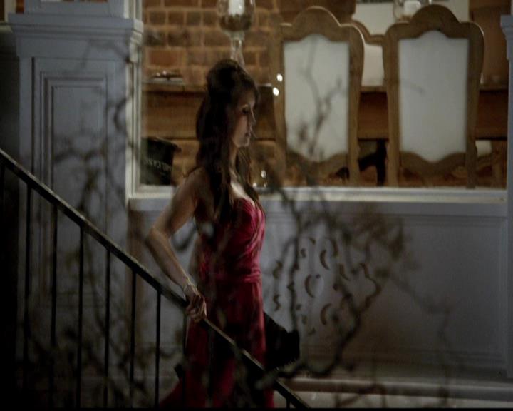 VampireDiariesWorld-dot-org_4x19PicturesOfYou0398.jpg