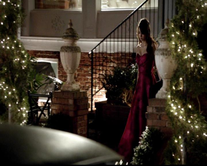 VampireDiariesWorld-dot-org_4x19PicturesOfYou0403.jpg