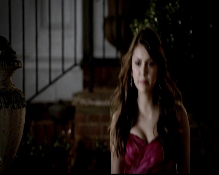 VampireDiariesWorld-dot-org_4x19PicturesOfYou0408.jpg