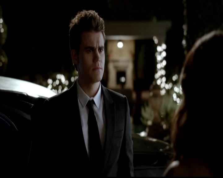 VampireDiariesWorld-dot-org_4x19PicturesOfYou0410.jpg