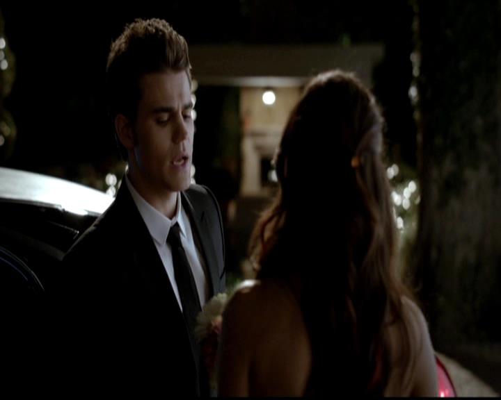 VampireDiariesWorld-dot-org_4x19PicturesOfYou0411.jpg