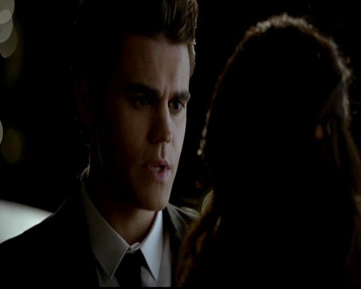 VampireDiariesWorld-dot-org_4x19PicturesOfYou0413.jpg