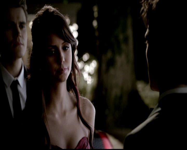 VampireDiariesWorld-dot-org_4x19PicturesOfYou0420.jpg