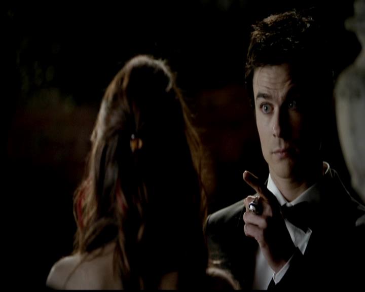 VampireDiariesWorld-dot-org_4x19PicturesOfYou0423.jpg