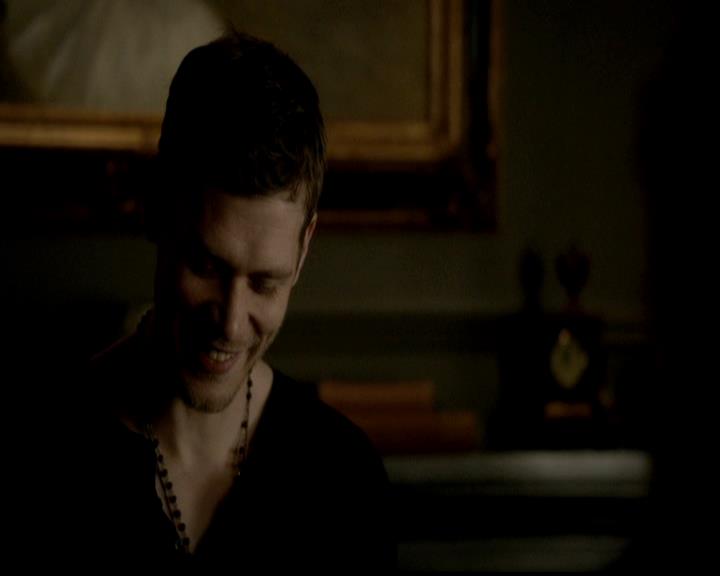 VampireDiariesWorld-dot-org_4x19PicturesOfYou0478.jpg