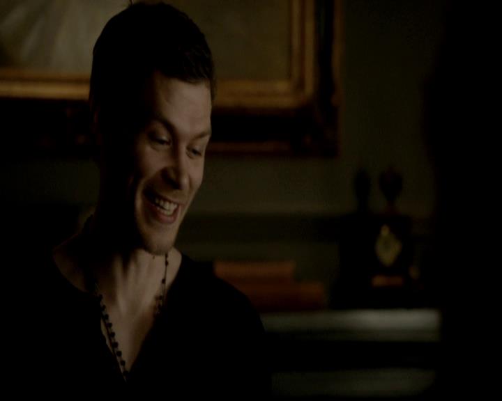 VampireDiariesWorld-dot-org_4x19PicturesOfYou0481.jpg