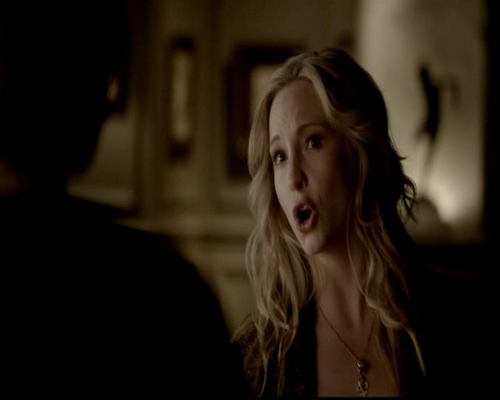 VampireDiariesWorld-dot-org_4x19PicturesOfYou0505.jpg