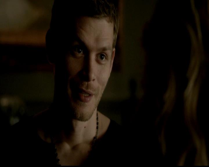 VampireDiariesWorld-dot-org_4x19PicturesOfYou0513.jpg