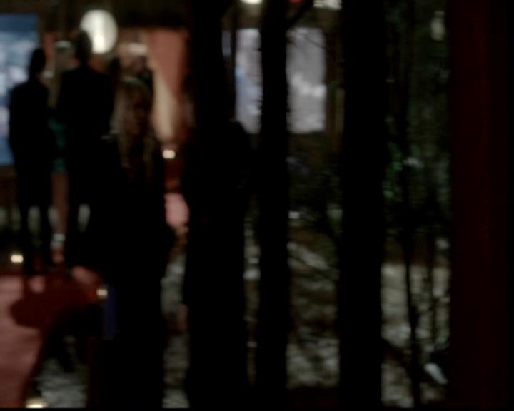 VampireDiariesWorld-dot-org_4x19PicturesOfYou0526.jpg