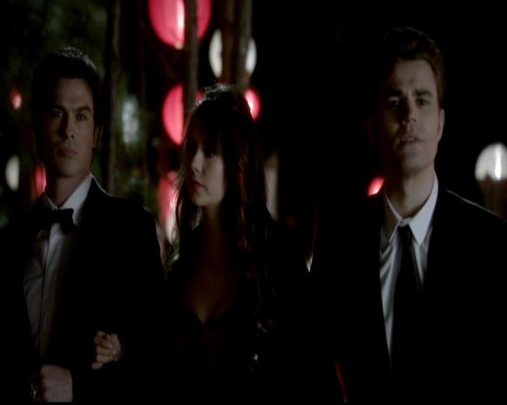 VampireDiariesWorld-dot-org_4x19PicturesOfYou0532.jpg