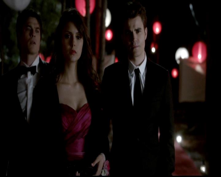 VampireDiariesWorld-dot-org_4x19PicturesOfYou0537.jpg