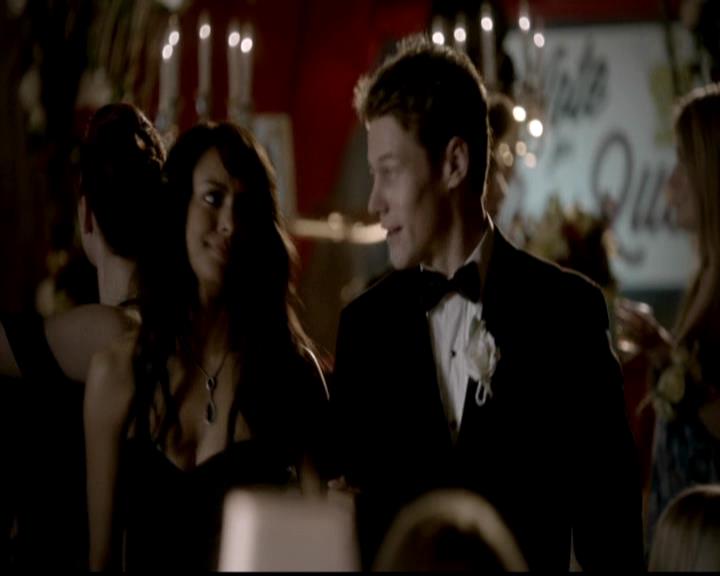 VampireDiariesWorld-dot-org_4x19PicturesOfYou0569.jpg