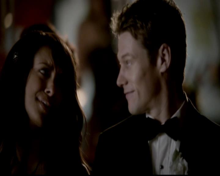 VampireDiariesWorld-dot-org_4x19PicturesOfYou0570.jpg