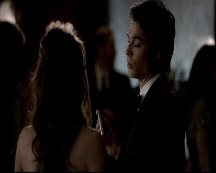 VampireDiariesWorld-dot-org_4x19PicturesOfYou0574.jpg