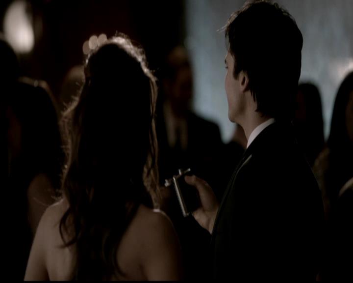 VampireDiariesWorld-dot-org_4x19PicturesOfYou0578.jpg