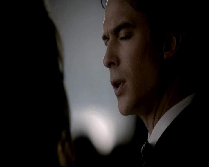 VampireDiariesWorld-dot-org_4x19PicturesOfYou0582.jpg