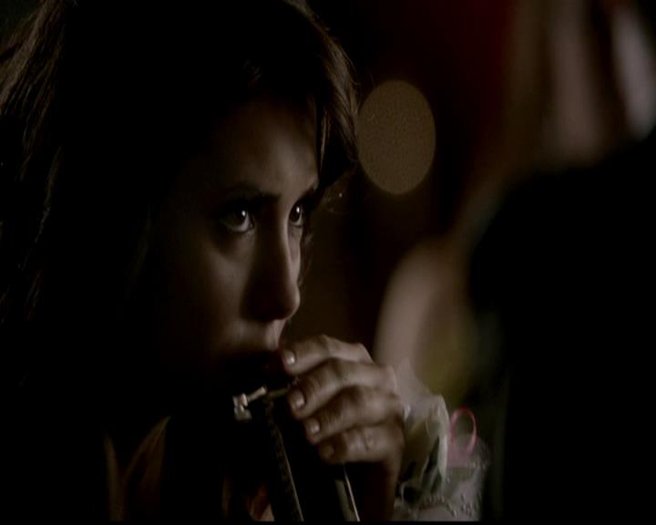 VampireDiariesWorld-dot-org_4x19PicturesOfYou0588.jpg