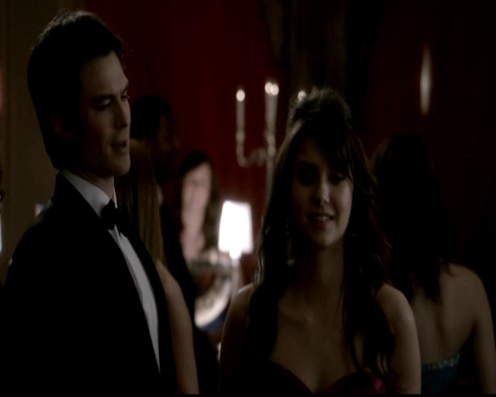 VampireDiariesWorld-dot-org_4x19PicturesOfYou0593.jpg