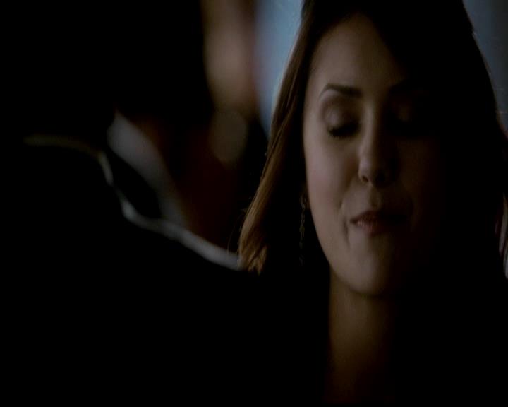 VampireDiariesWorld-dot-org_4x19PicturesOfYou0601.jpg