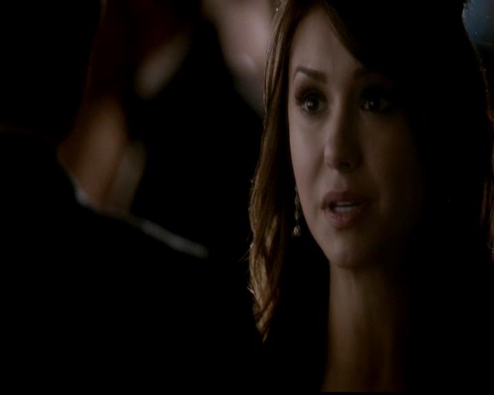 VampireDiariesWorld-dot-org_4x19PicturesOfYou0620.jpg