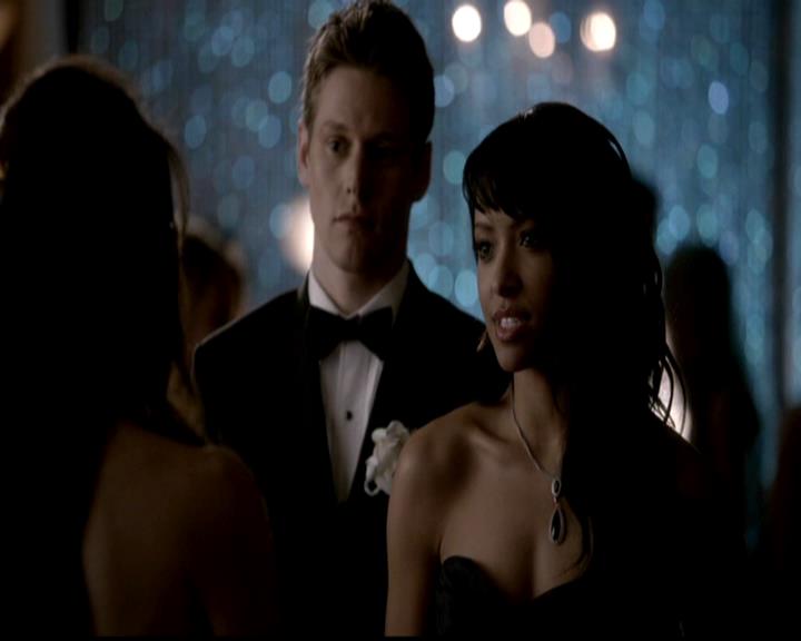 VampireDiariesWorld-dot-org_4x19PicturesOfYou0632.jpg