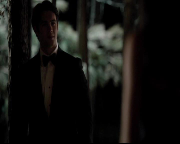 VampireDiariesWorld-dot-org_4x19PicturesOfYou0702.jpg