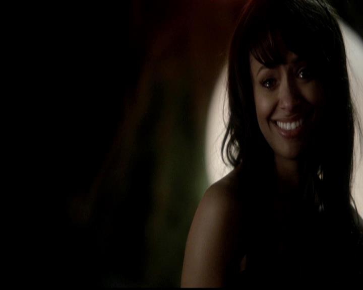 VampireDiariesWorld-dot-org_4x19PicturesOfYou0711.jpg