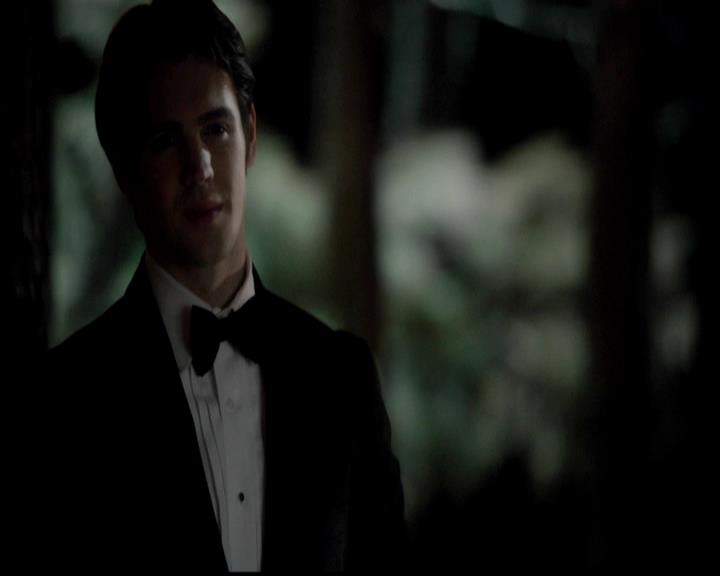 VampireDiariesWorld-dot-org_4x19PicturesOfYou0713.jpg