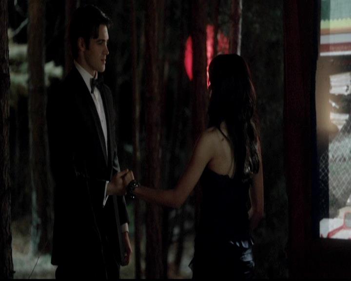 VampireDiariesWorld-dot-org_4x19PicturesOfYou0721.jpg