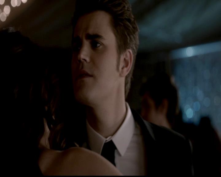 VampireDiariesWorld-dot-org_4x19PicturesOfYou0731.jpg