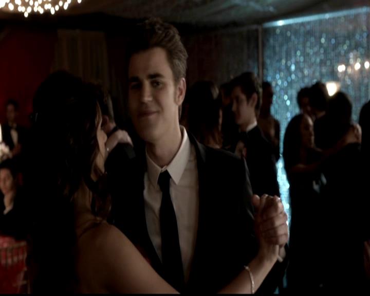 VampireDiariesWorld-dot-org_4x19PicturesOfYou0734.jpg