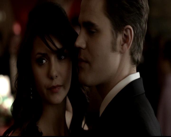 VampireDiariesWorld-dot-org_4x19PicturesOfYou0737.jpg