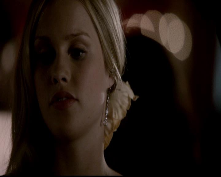 VampireDiariesWorld-dot-org_4x19PicturesOfYou0750.jpg