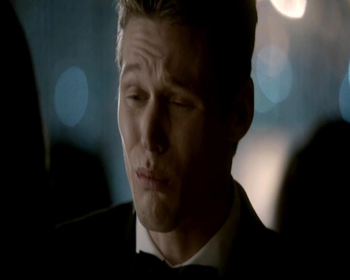 VampireDiariesWorld-dot-org_4x19PicturesOfYou0775.jpg