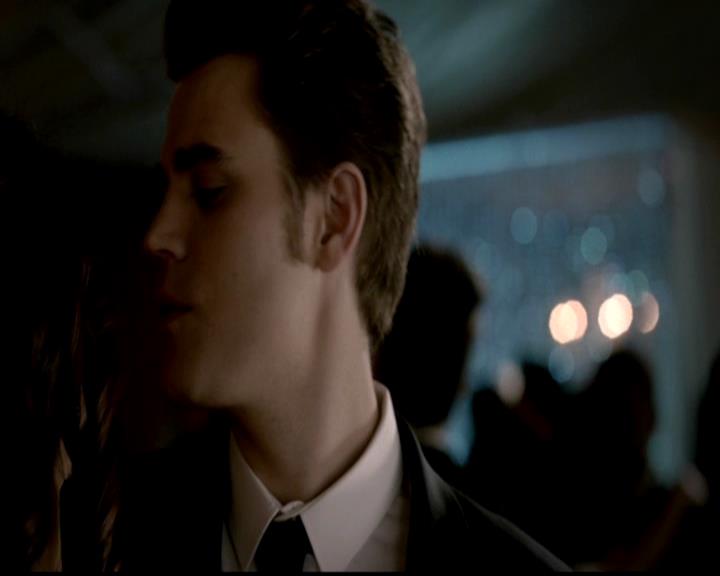 VampireDiariesWorld-dot-org_4x19PicturesOfYou0794.jpg