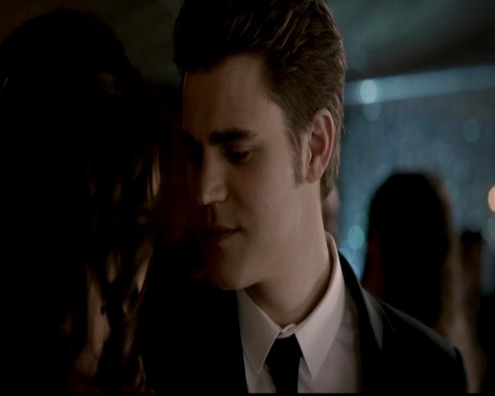 VampireDiariesWorld-dot-org_4x19PicturesOfYou0797.jpg