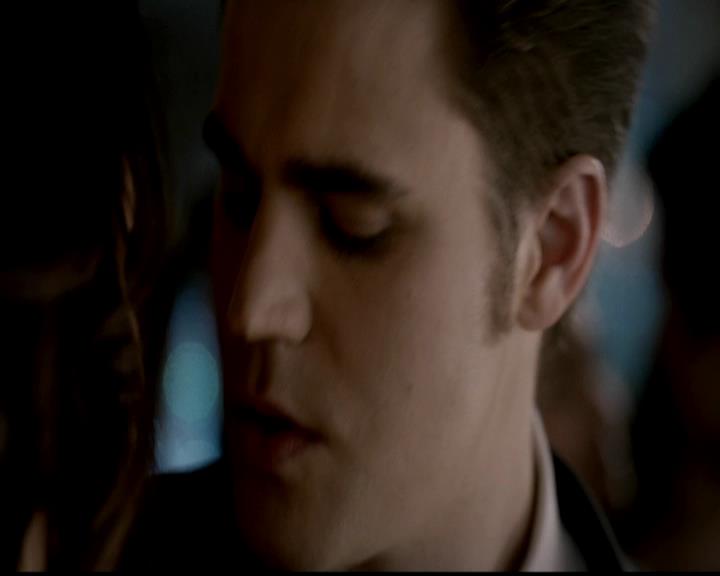 VampireDiariesWorld-dot-org_4x19PicturesOfYou0804.jpg