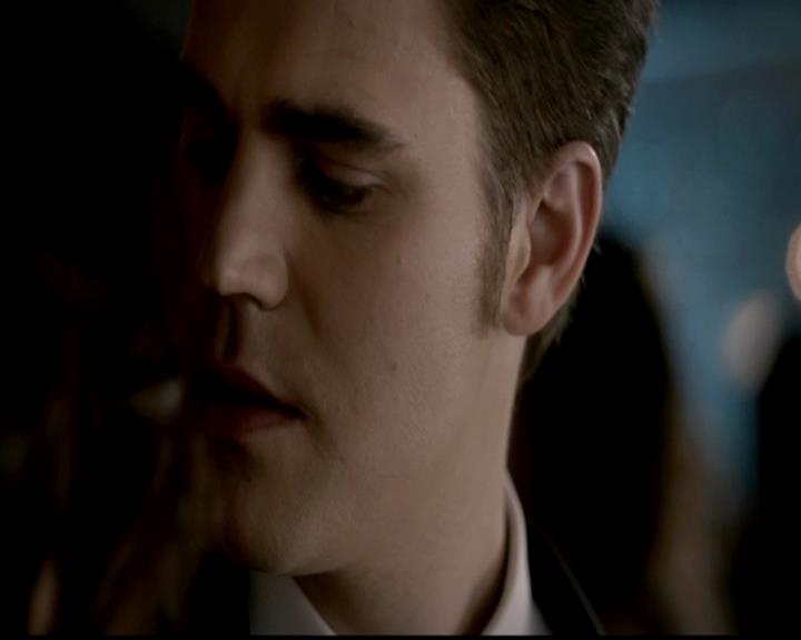 VampireDiariesWorld-dot-org_4x19PicturesOfYou0814.jpg