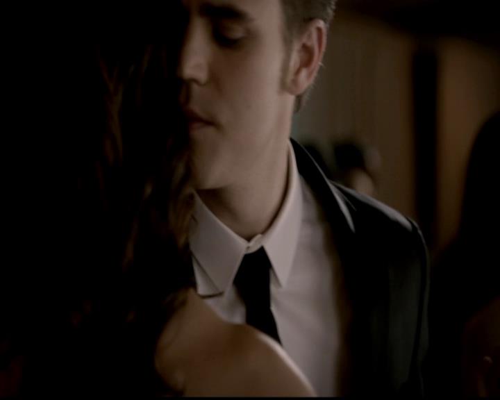 VampireDiariesWorld-dot-org_4x19PicturesOfYou0822.jpg