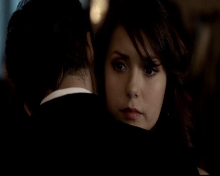 VampireDiariesWorld-dot-org_4x19PicturesOfYou0830.jpg