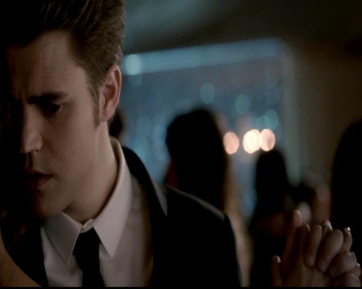 VampireDiariesWorld-dot-org_4x19PicturesOfYou0842.jpg