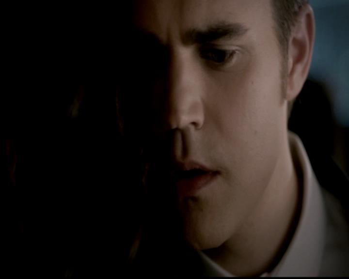 VampireDiariesWorld-dot-org_4x19PicturesOfYou0847.jpg