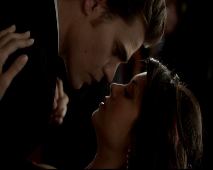 VampireDiariesWorld-dot-org_4x19PicturesOfYou0853.jpg