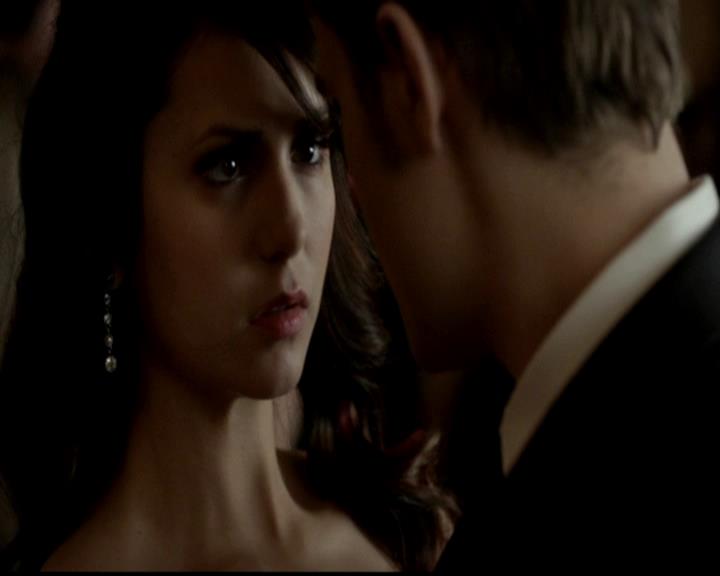 VampireDiariesWorld-dot-org_4x19PicturesOfYou0858.jpg