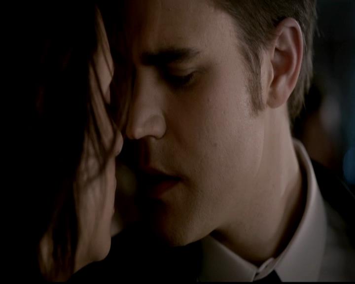 VampireDiariesWorld-dot-org_4x19PicturesOfYou0860.jpg