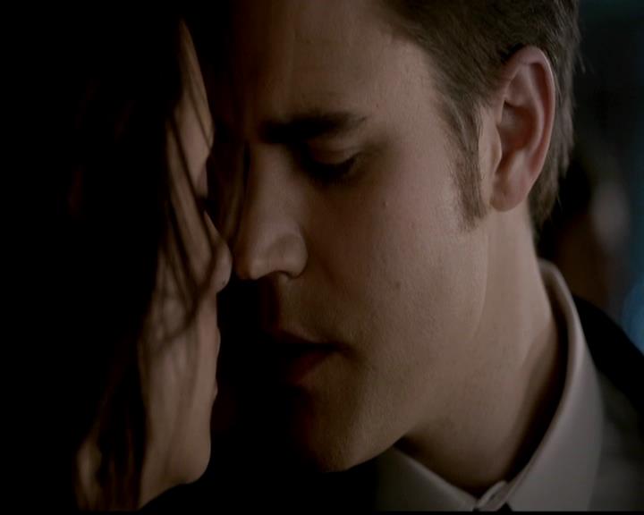 VampireDiariesWorld-dot-org_4x19PicturesOfYou0861.jpg