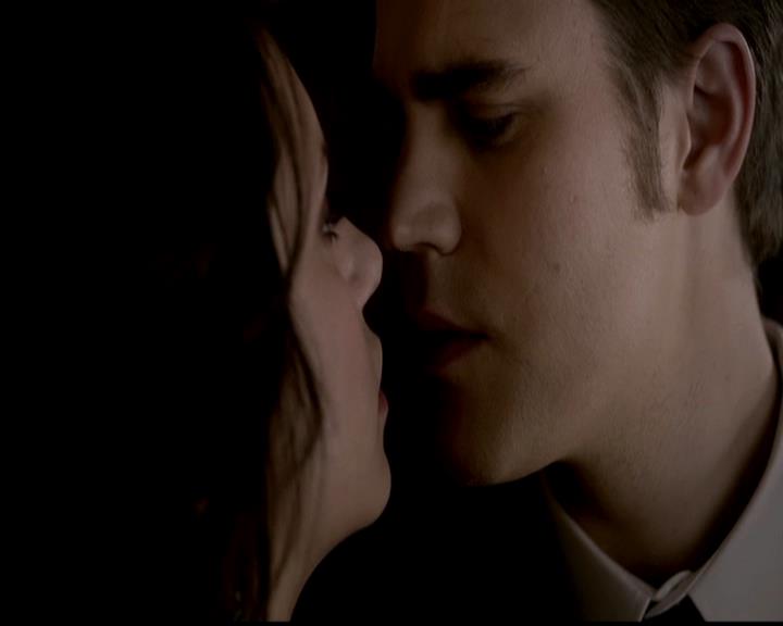 VampireDiariesWorld-dot-org_4x19PicturesOfYou0869.jpg