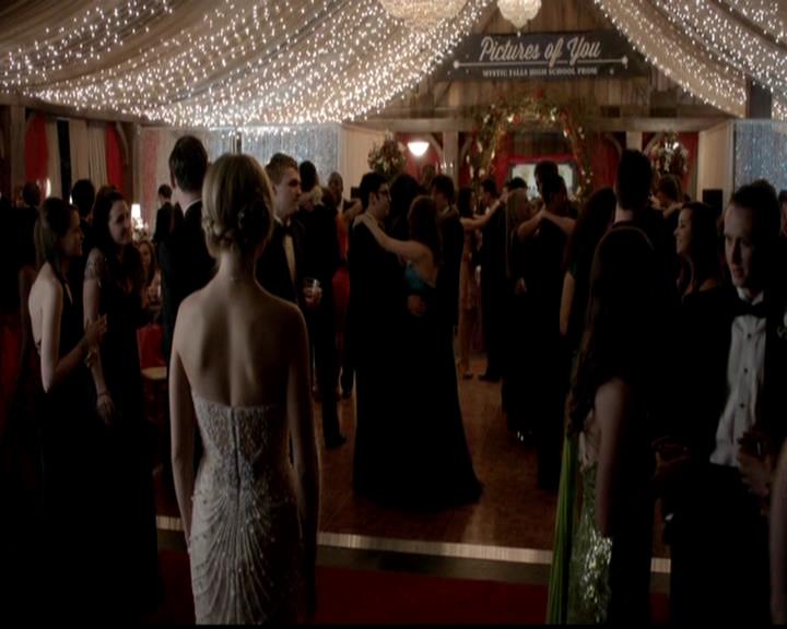 VampireDiariesWorld-dot-org_4x19PicturesOfYou0891.jpg