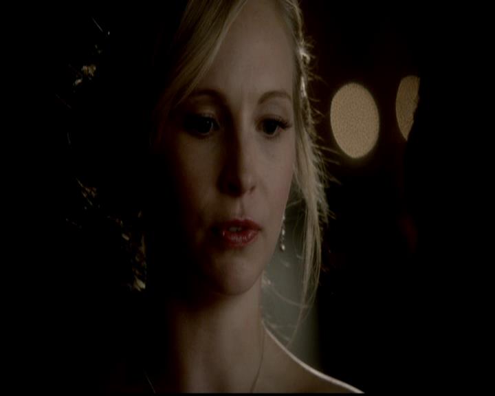 VampireDiariesWorld-dot-org_4x19PicturesOfYou0905.jpg