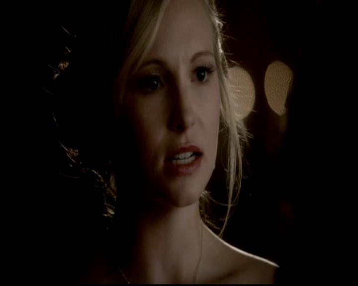 VampireDiariesWorld-dot-org_4x19PicturesOfYou0912.jpg